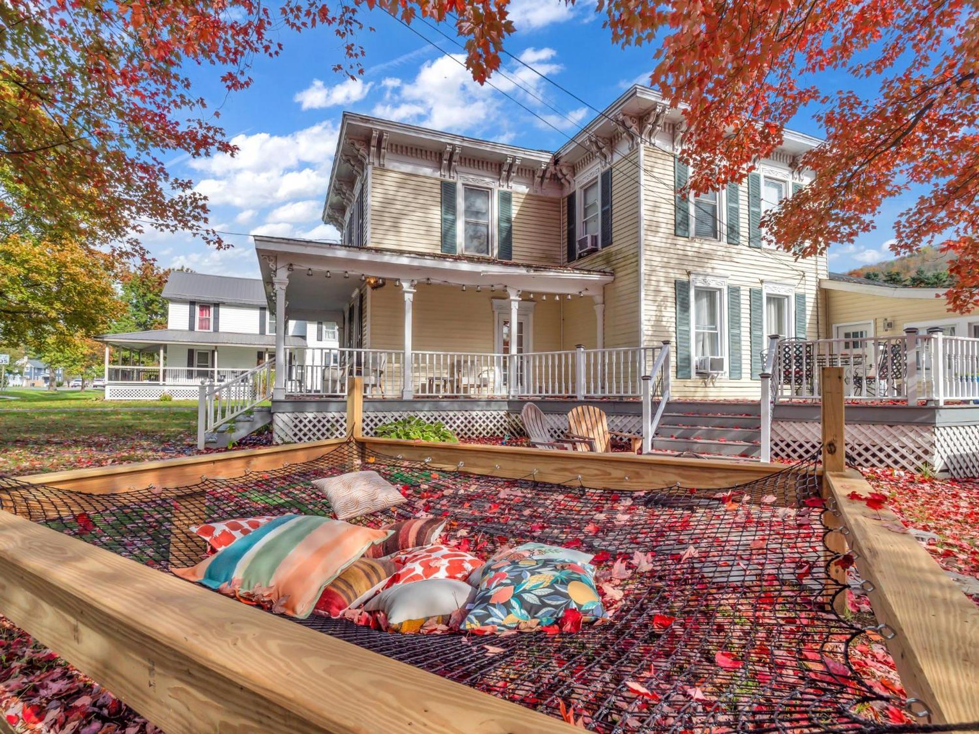 The Kelly House - 4 Bedroom Historic Lodge - Downtown Ellicottville Buitenkant foto