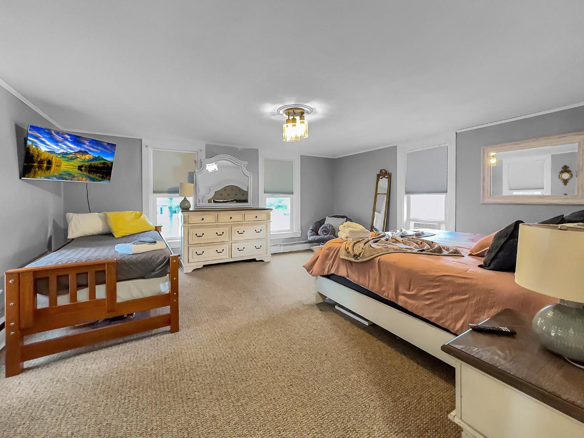 The Kelly House - 4 Bedroom Historic Lodge - Downtown Ellicottville Buitenkant foto