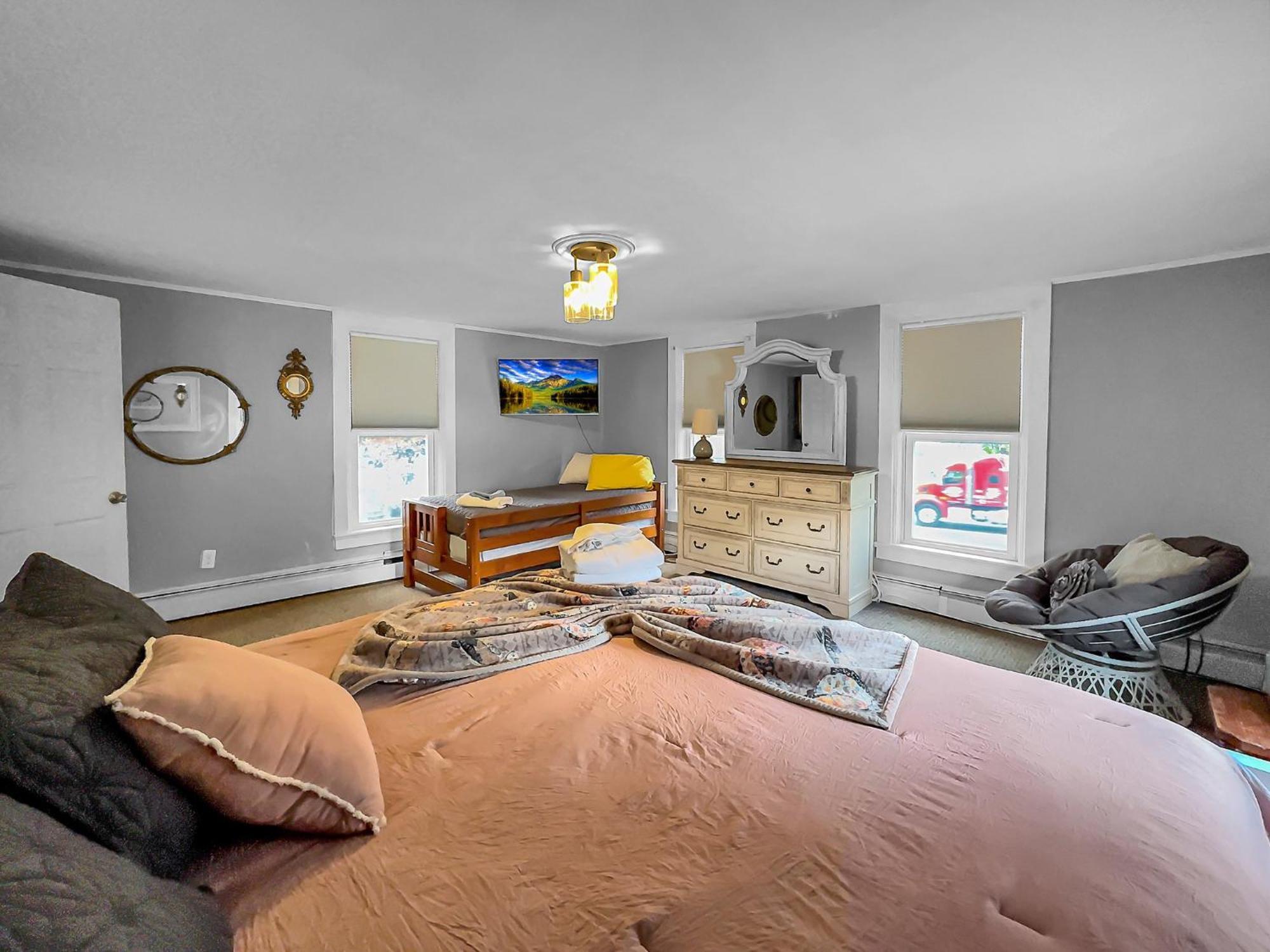 The Kelly House - 4 Bedroom Historic Lodge - Downtown Ellicottville Buitenkant foto